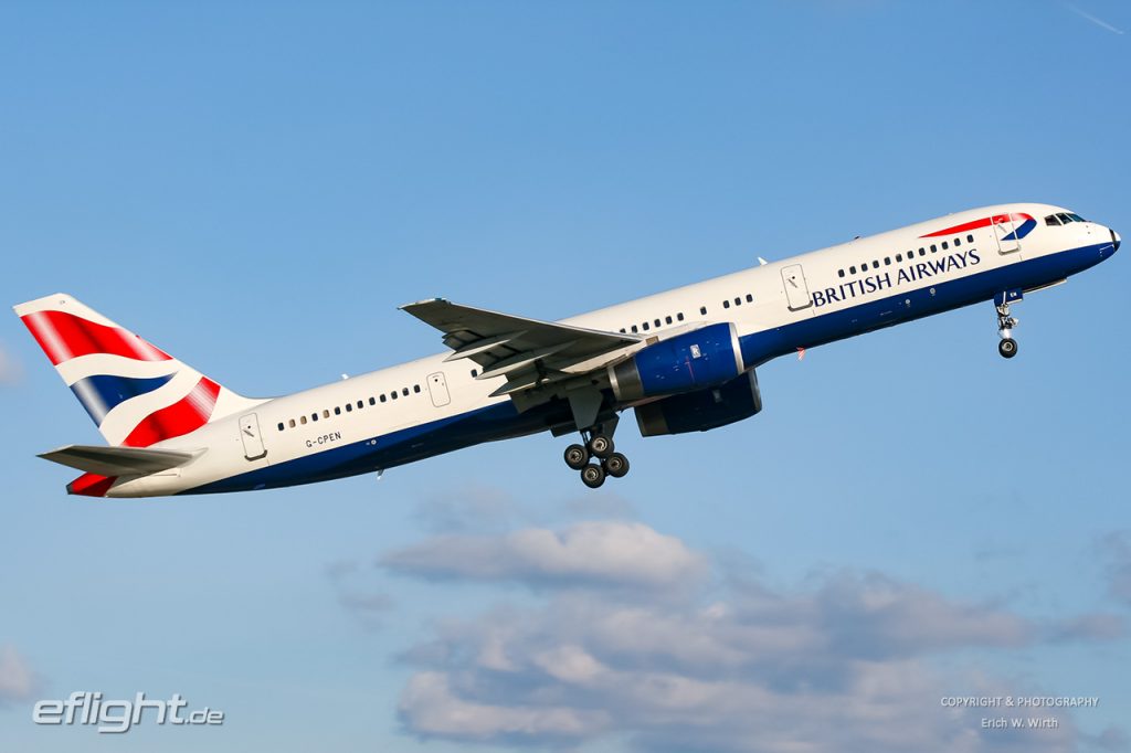 Boeing 757 (G-CPEN) der British Airways direkt nach dem Start.
